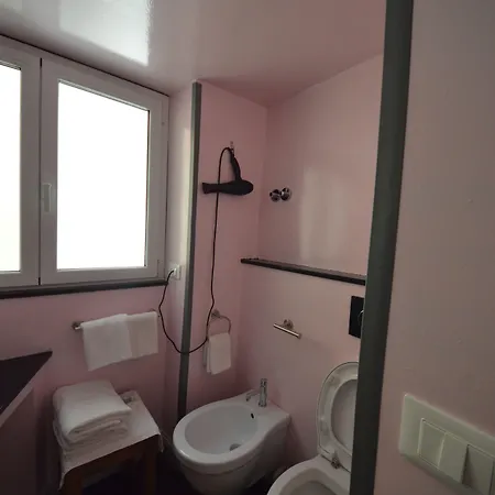 Mami Pensjonat Genua