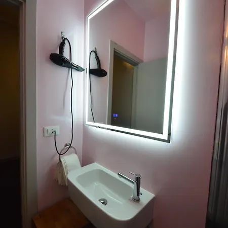 Mami Guest house